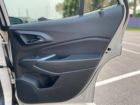 New 2026 Chevrolet Trax RS w/ Sunroof Package FWD image 13