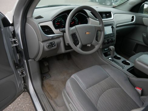 Used 2016 Chevrolet Traverse LS AWD/4WD image 19