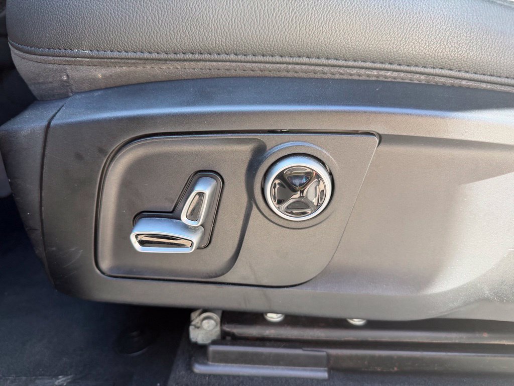 Used 2023 Maserati Levante Modena AWD/4WD image 22