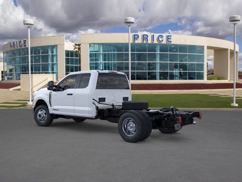 New 2026 Ford F350 XLT w/ XLT Value Package AWD/4WD image 4