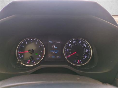 Used 2021 Toyota RAV4 XLE Premium FWD image 11