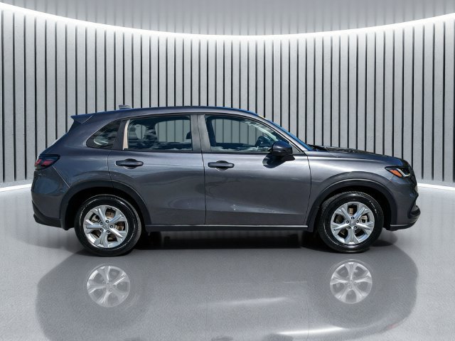 Used 2025 Honda HR-V LX image 3