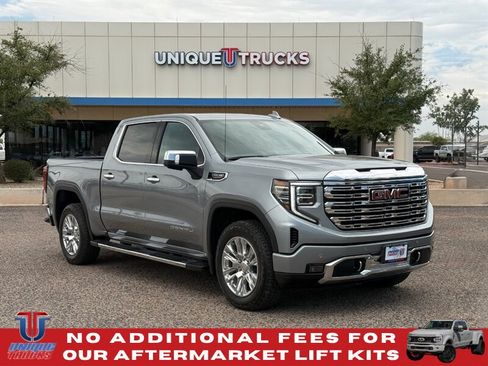 Used 2025 GMC Sierra 1500 Denali w/ Technology Package AWD/4WD image 4