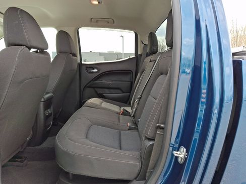 Used 2019 Chevrolet Colorado LT AWD/4WD image 10