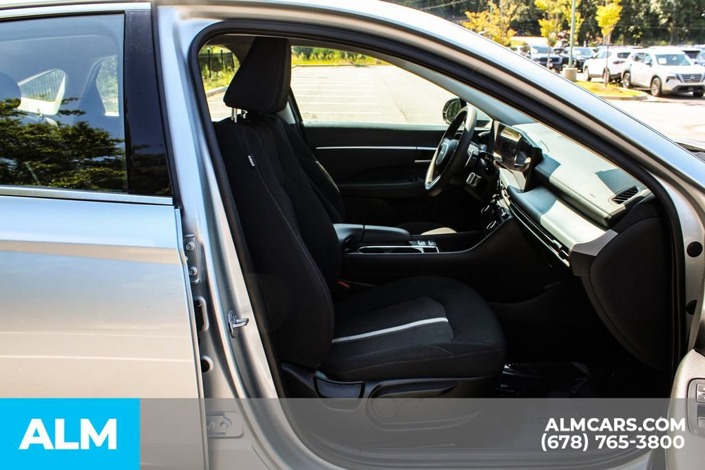 Used 2025 Hyundai Sonata SEL FWD image 20