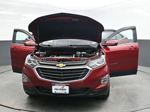 Used 2021 Chevrolet Equinox LT AWD/4WD image 46