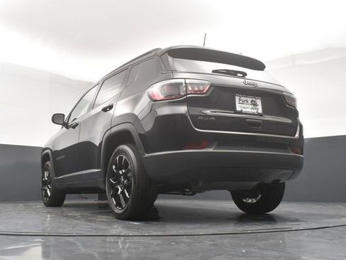 New 2026 Jeep Compass Latitude AWD/4WD image 21