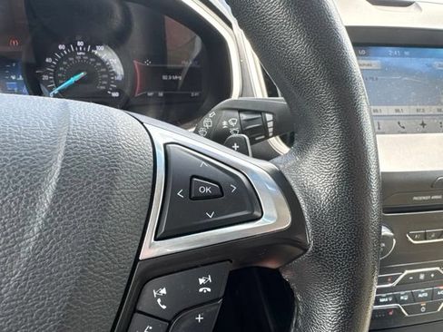 Used 2016 Ford Edge SEL w/ Equipment Group 201A AWD/4WD image 22
