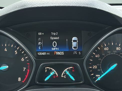 Used 2018 Ford Escape SE w/ SE Sport Appearance Package AWD/4WD image 14