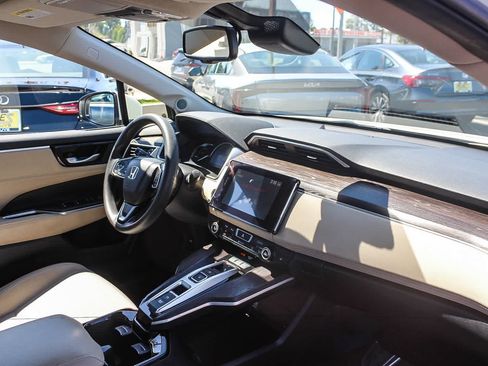 Used 2018 Honda Clarity Plug-In Hybrid image 21