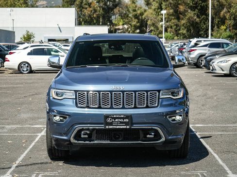 Used 2020 Jeep Grand Cherokee Overland RWD image 2
