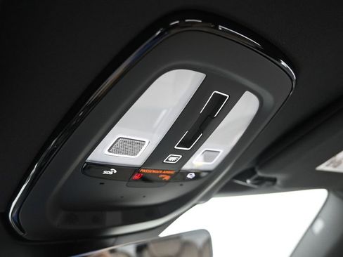 New 2026 Volvo XC90 B6 Ultra image 25