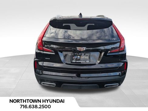 Used 2025 Cadillac XT4 Premium Luxury image 14