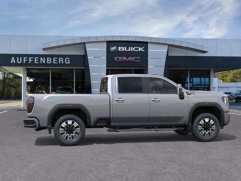 New 2026 GMC Sierra 3500 Denali w/ Technology Package AWD/4WD image 5