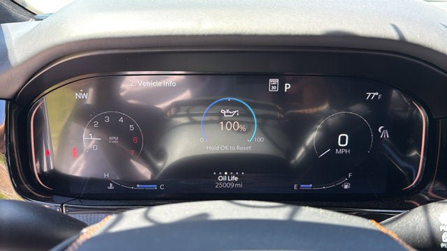 Used 2023 Jeep Grand Wagoneer Series III AWD/4WD image 18