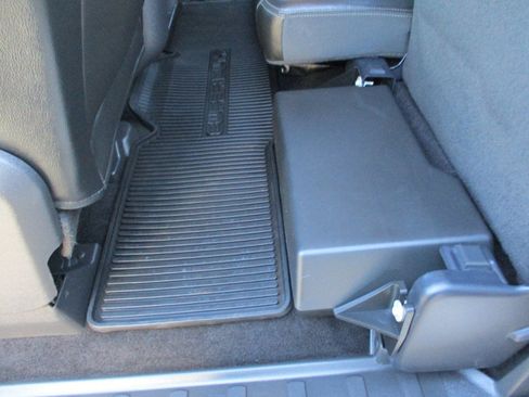 Used 2014 Ford F350 Lariat w/ Chrome Package image 27