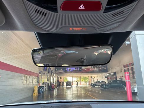 Used 2025 Kia K4 FWD image 17