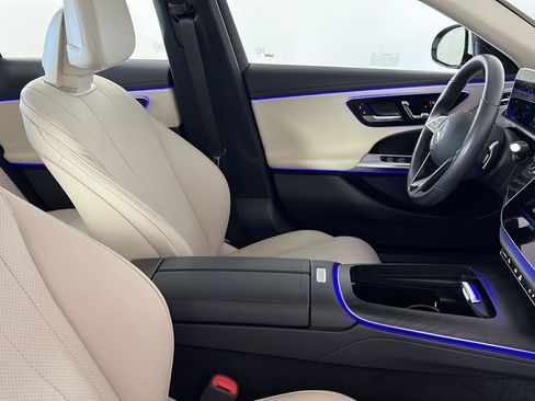 Certified 2024 Mercedes-Benz E 350 4MATIC Sedan image 18