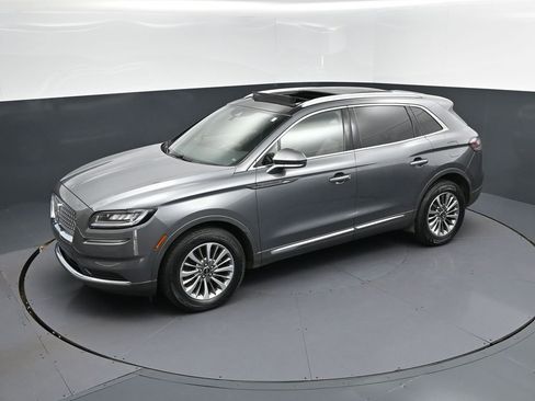 Used 2022 Lincoln Nautilus Reserve w/ Cargo Utility Package image 31