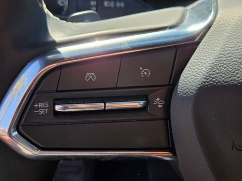 Used 2024 Chevrolet Blazer EV LT image 20