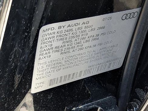 Certified 2025 Audi Q5 Premium w/ Premium Plus AWD/4WD image 18