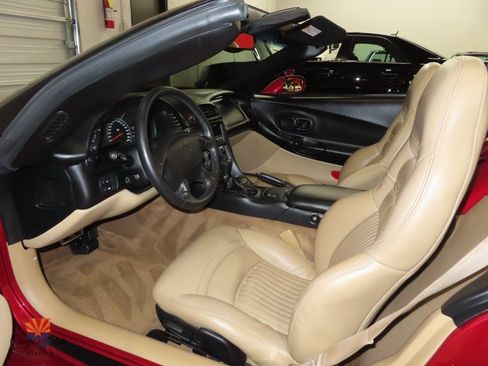 Used 2004 Chevrolet Corvette Convertible w/ Preferred Equipment Group image 3