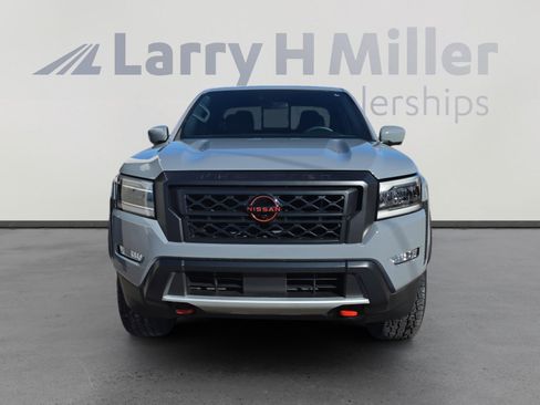 Used 2022 Nissan Frontier Pro-X image 8