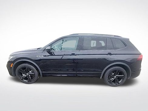 Certified 2024 Volkswagen Tiguan SE R-Line AWD/4WD image 4