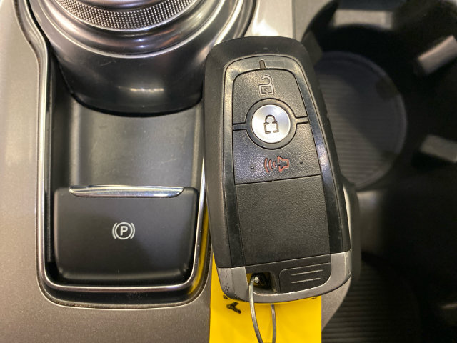 Used 2024 Ford Edge SEL AWD/4WD image 30