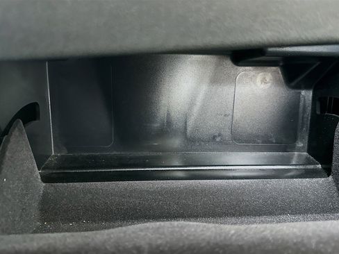 Used 2025 BMW 430i Convertible w/ Premium Package image 32