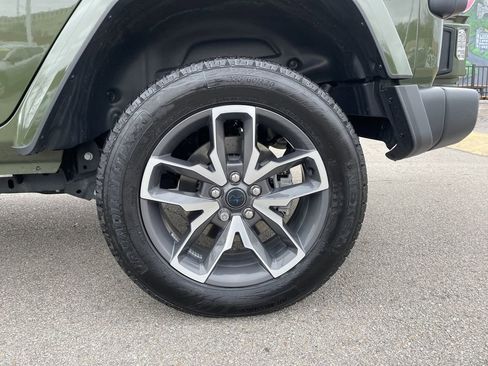 Used 2024 Jeep Wrangler Unlimited w/ Convenience Group image 10