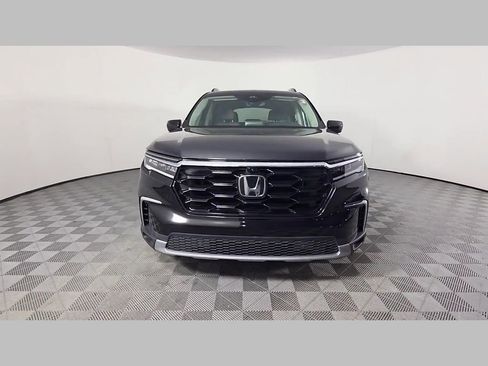Used 2025 Honda Pilot Elite image 51