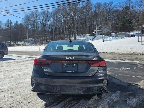 Used 2024 Kia Forte LXS image 11