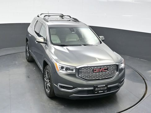 Used 2018 GMC Acadia Denali w/ Technology Package image 15