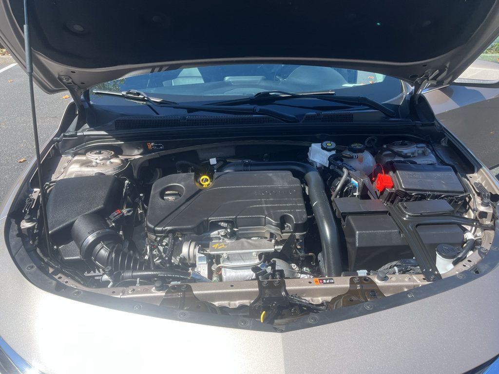 Used 2024 Chevrolet Malibu LT FWD image 10