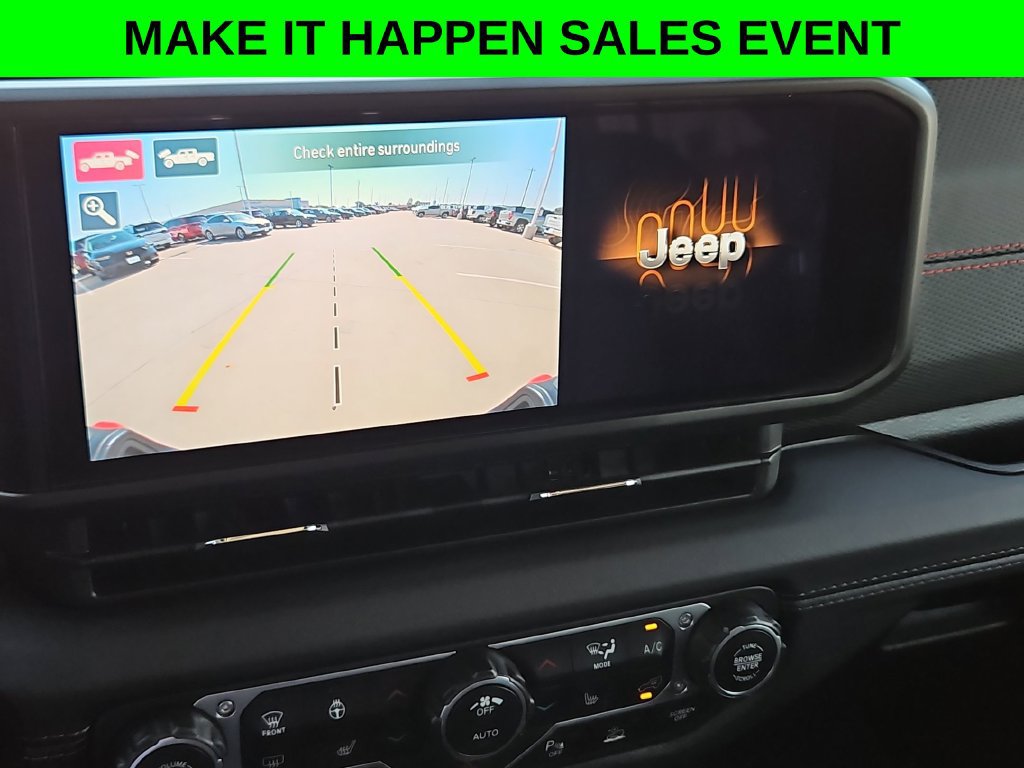 Used 2024 Jeep Gladiator Rubicon AWD/4WD image 33