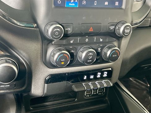 Used 2023 RAM 1500 Big Horn AWD/4WD image 15