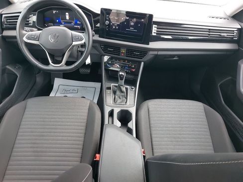 Certified 2025 Volkswagen Jetta S FWD image 9