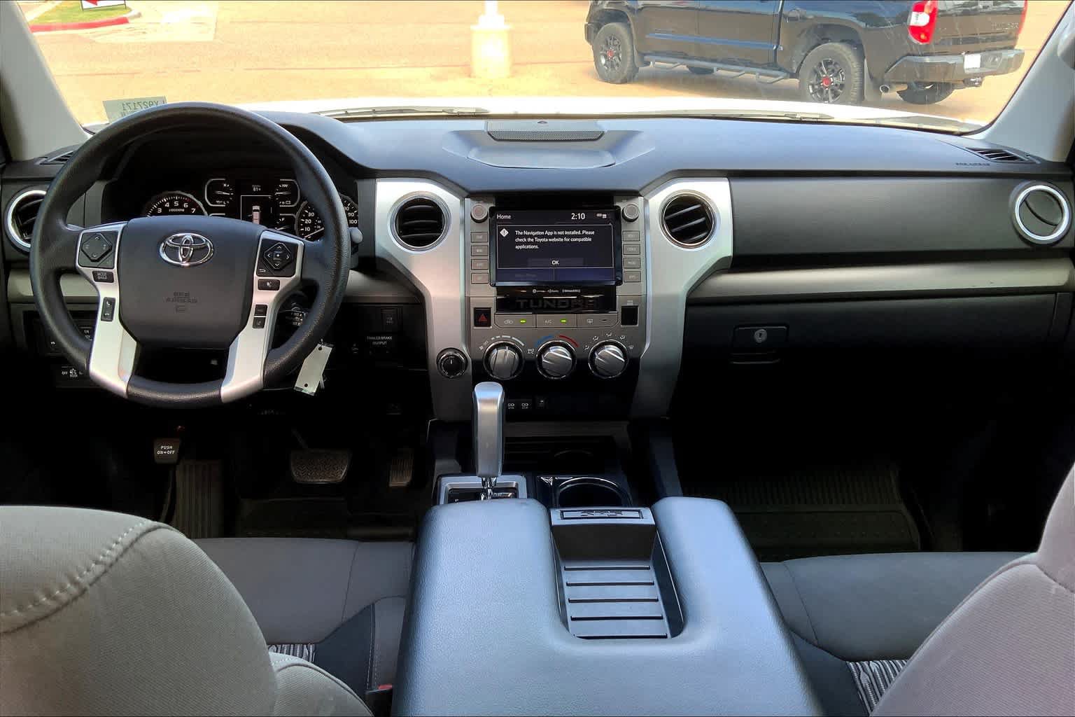 Used 2020 Toyota Tundra SR5 w/ SR5 Upgrade Package AWD/4WD image 16