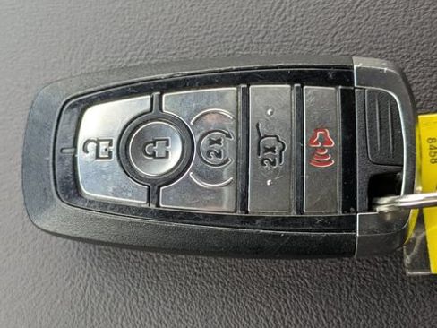 Certified 2026 Ford Explorer Platinum RWD image 30
