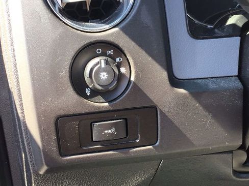 Used 2014 Ford F150 XLT w/ XLT Chrome Package image 20