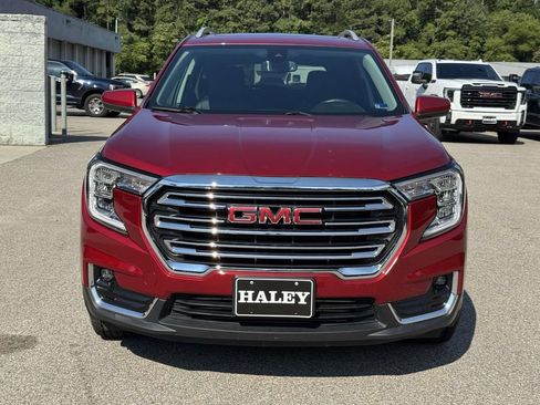 Used 2024 GMC Terrain SLT AWD/4WD image 27