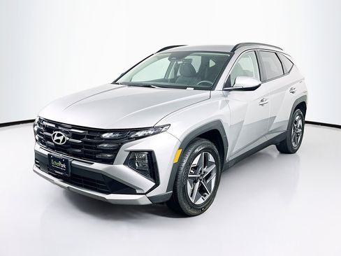 Used 2025 Hyundai Tucson SEL image 3