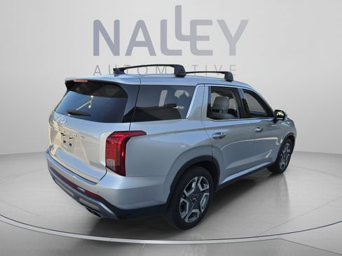Used 2024 Hyundai Palisade SEL w/ Premium Package FWD image 5