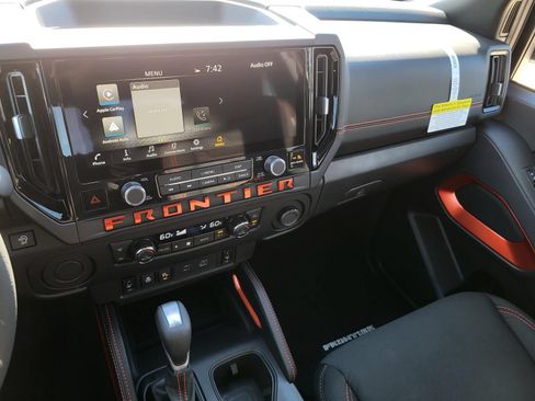 New 2026 Nissan Frontier Pro-X w/ Pro-X Convenience Package RWD image 3