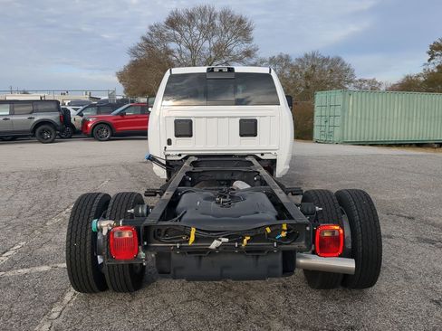 New 2025 RAM 4500 Tradesman image 4