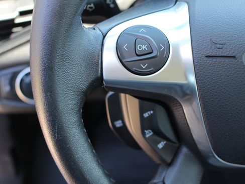 Used 2018 Ford C-MAX SE w/ Cold Weather Package FWD image 18