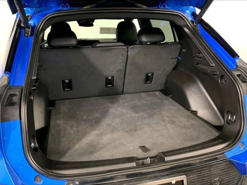 Used 2025 Chevrolet Equinox EV LT w/ Convenience Package image 4