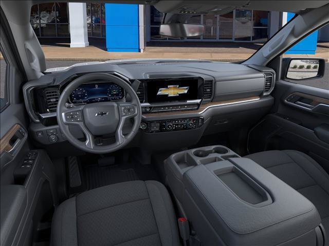 New 2026 Chevrolet Silverado 1500 RST w/ LPO, Dark Essentials Package AWD/4WD image 15