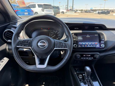 Used 2024 Nissan Kicks SR FWD image 16